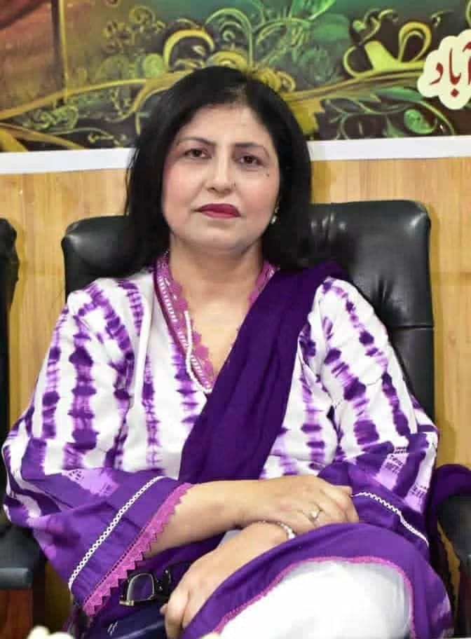 Dr. Azra Liaqat